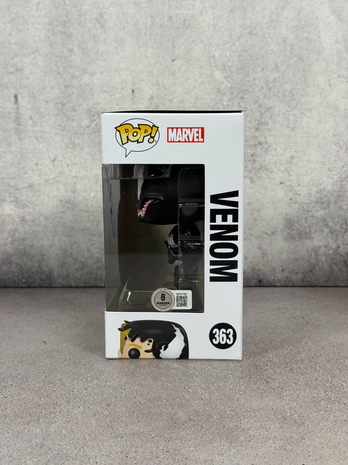 Funko Venom – Firmado por Tom Hardy – Beckett