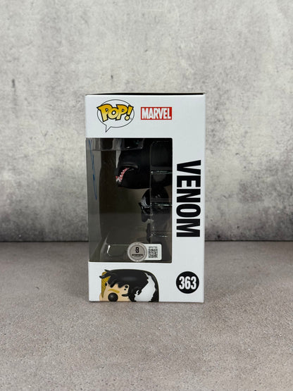 Funko Venom – Firmado por Tom Hardy – Beckett