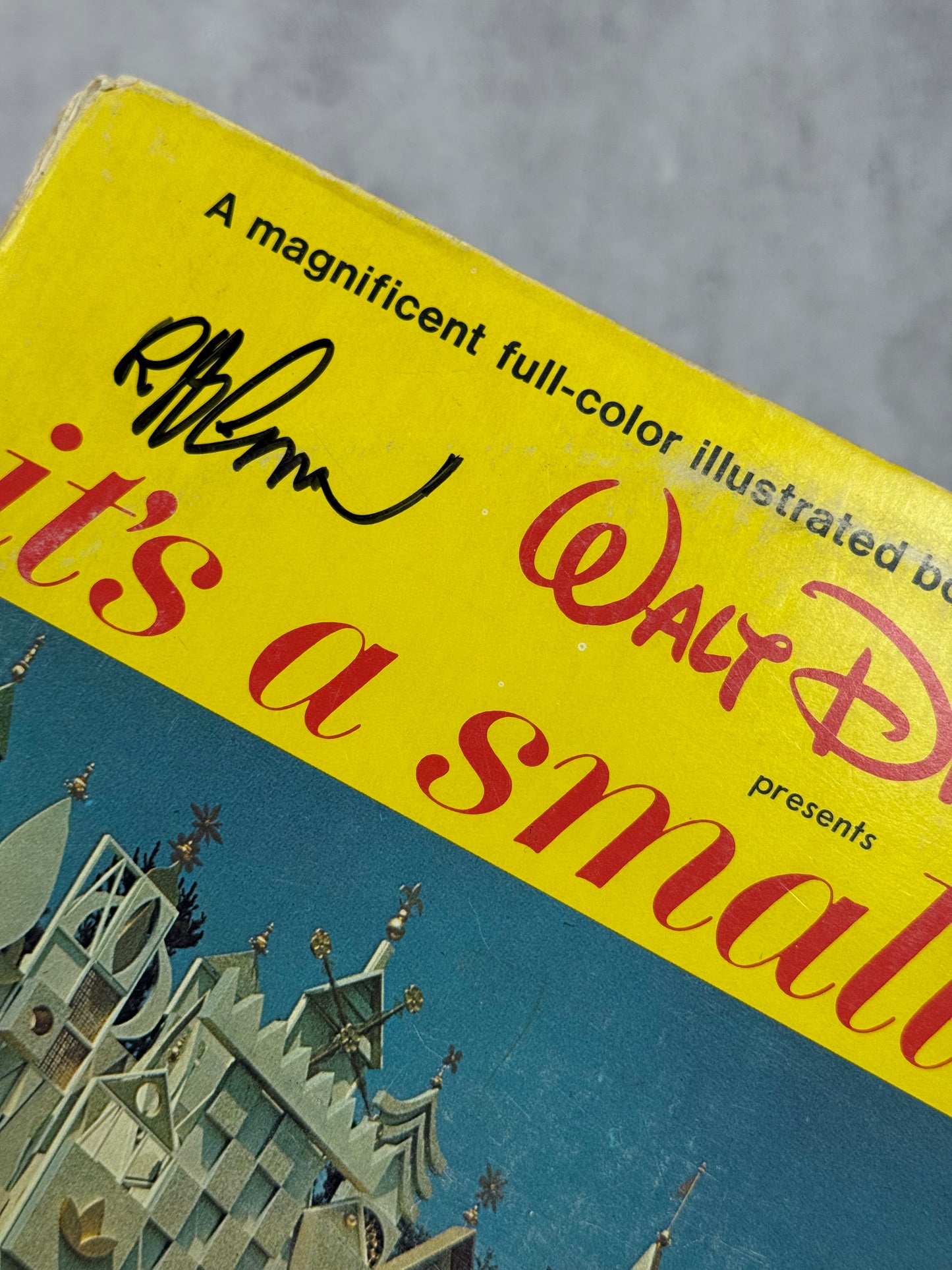 Vinil Disneyland “Small World” 1964 – Firmado por Bob Gurr (JSA)