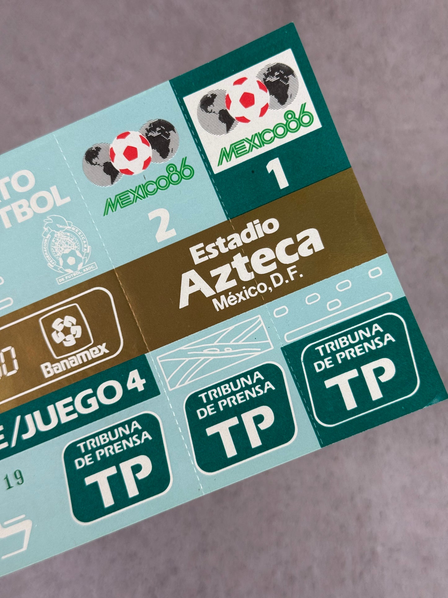 Boleto de Prensa México 86 + Carpeta Oficial Comité Organizador Mundial 1986