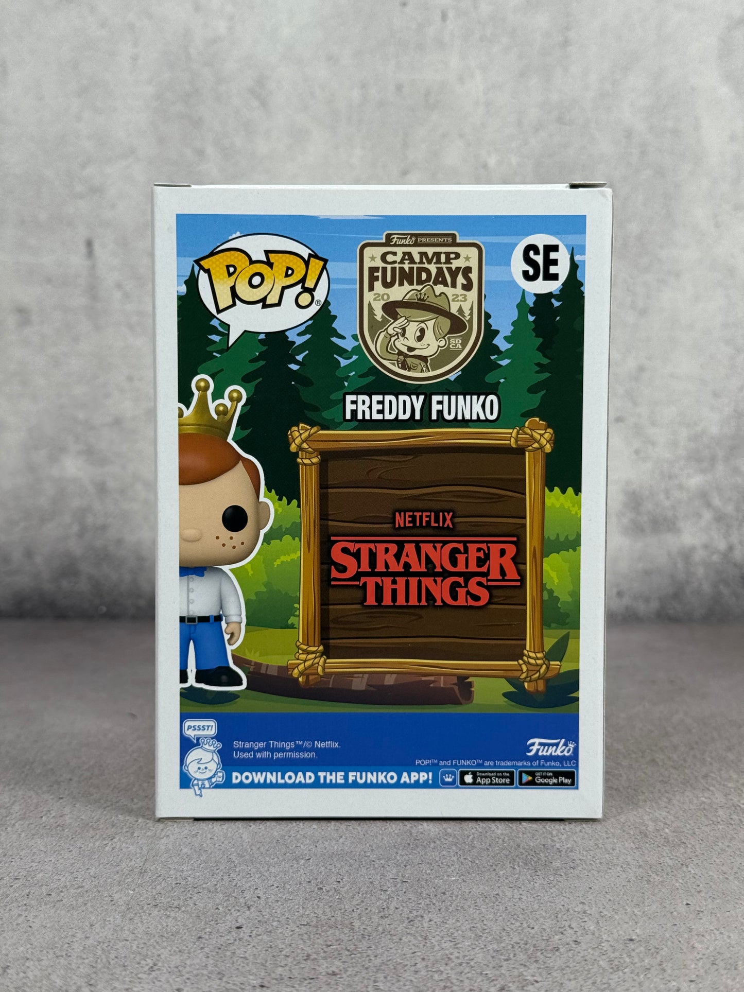 Funko Fundays 2023 Hopper Stranger Things 2,500 pcs firmado por David Harbour JSA