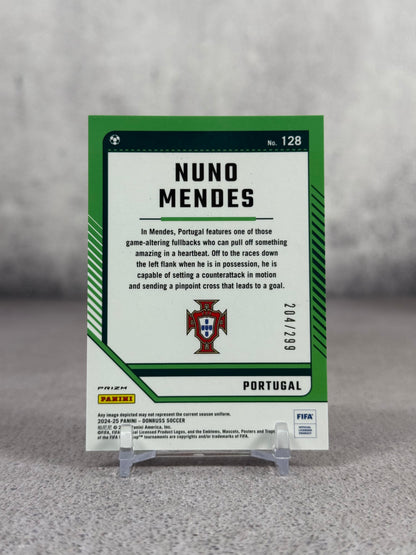 Tarjeta Donruss Optic Nuno Mendes Rookie 204/299 numerada