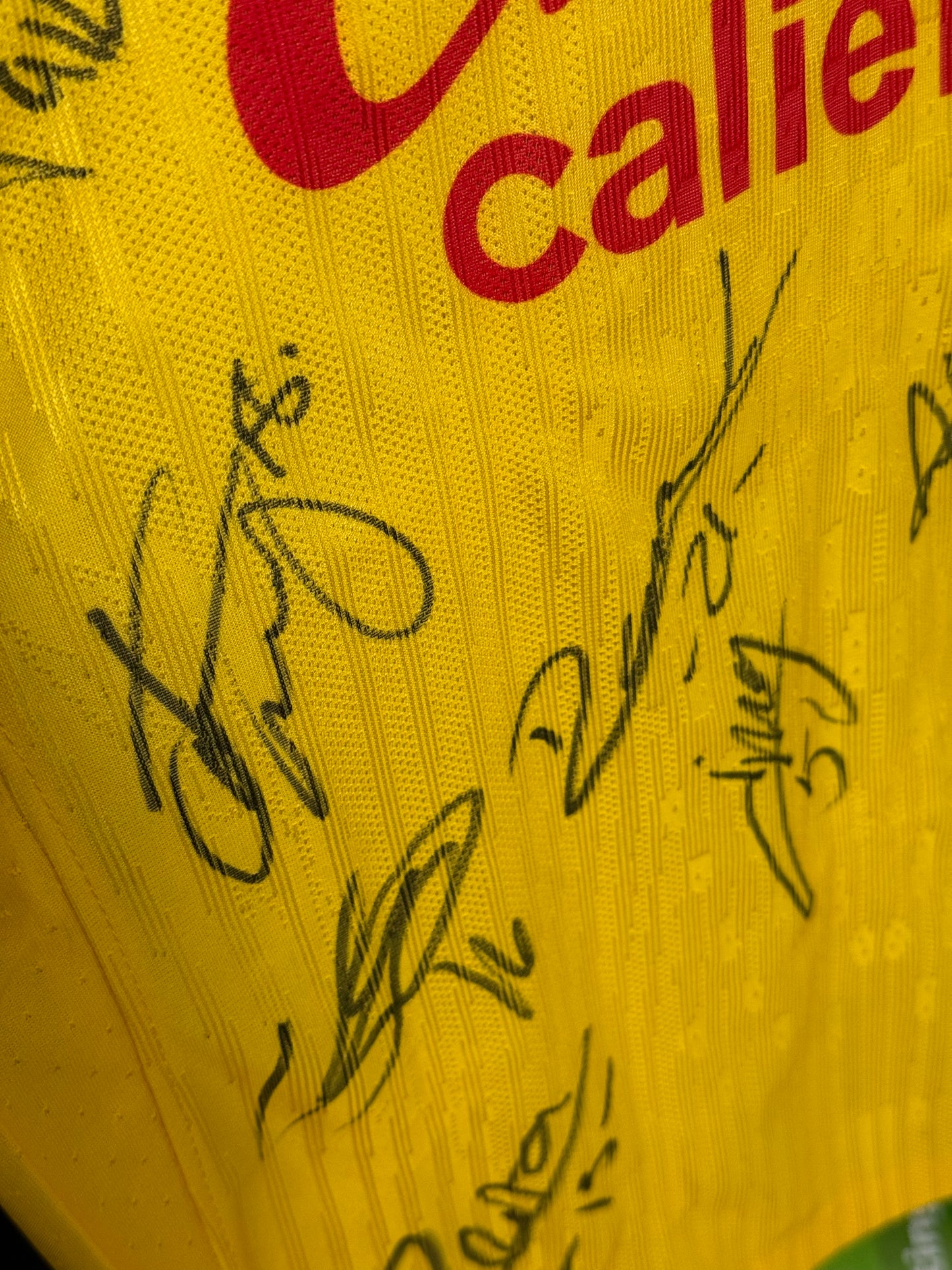 Jersey América Femenil firmado por plantel completo certificado SWAU