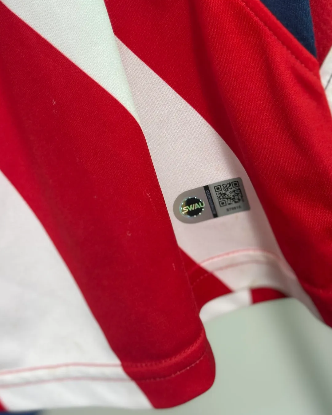 Jersey Chivas retro 2006 con etiqueta firmado por Bofo Bautista | Certificado SWAU